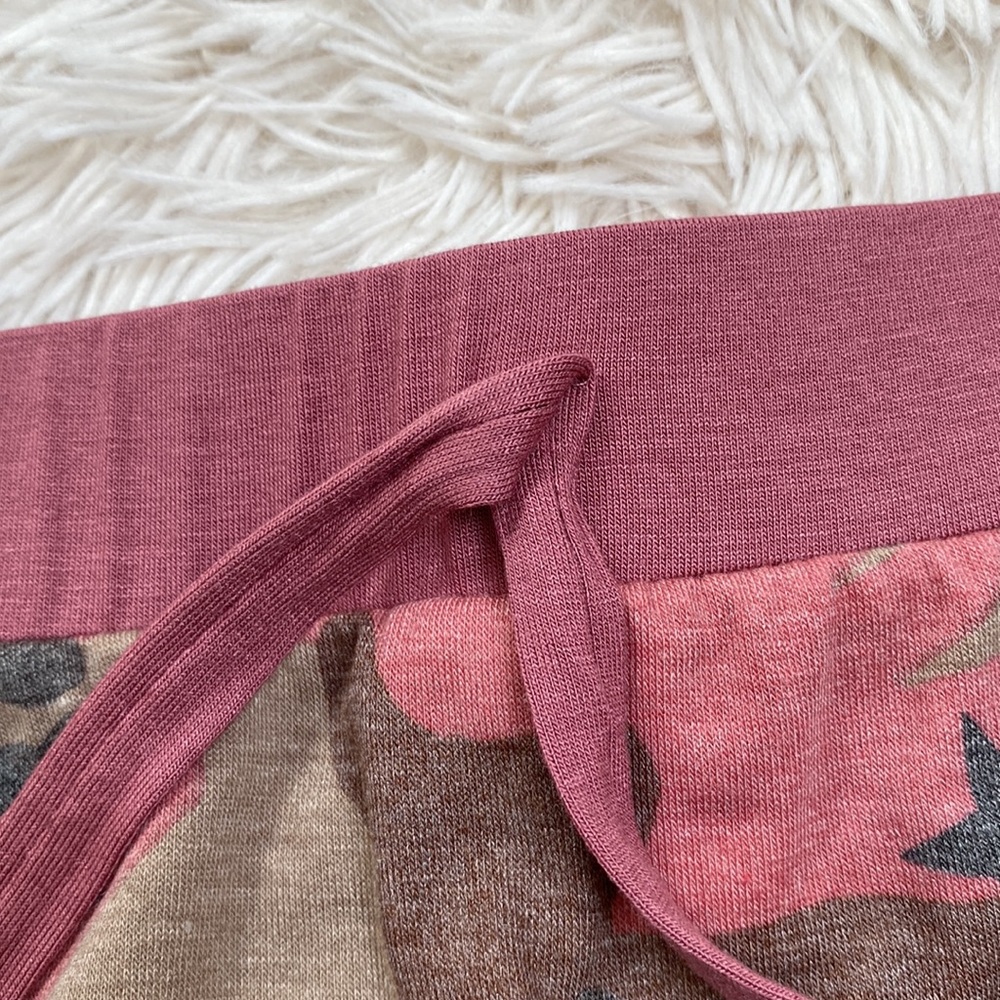 🎉HP🎉 Crescent Camouflage Star Pull On Skirt 💗 Mauve Pink & Gray - Picture 10 of 15